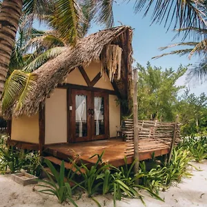 Glamp Ikal 3*, Tulum México